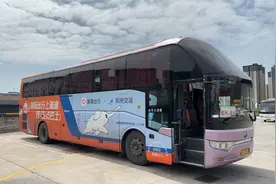 郑州交运9月14日开通“站点巴士”新乡高校专线图片