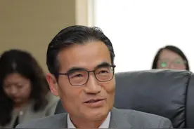 韩金明出席“个人经济体高质量发展暨私域直播行业合规”调研活动图片