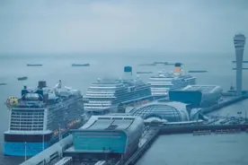 三船同靠，出入境人次超2.2万！吴淞口邮轮港复航后单日出入境人次创纪录图片