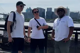 24名海外博主游上海，突尼斯博主：希望我的祖国能和中国合作建地铁图片