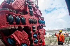 重大突破！西渝高铁合川东隧道出口泄水洞盾构施工正式始发图片