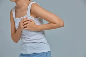 知名欧美女歌手自曝确诊早期乳腺癌，医生提醒：这十类人尽早筛查图片