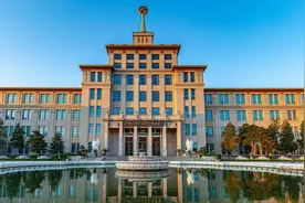 建军节丨走进军博，赴一场“红色之约”图片