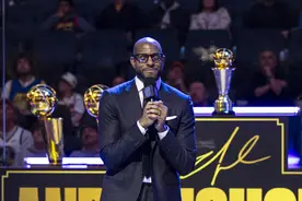 甘为青山石！伊戈达拉球衣退役，NBA的“小人物”们也有大篇章图片