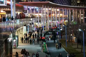 龙湖金融岛：郑州新晋网红打卡地 金融与休闲并蓄图片