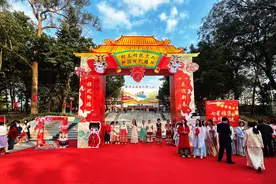 广州颜乐天纪念中学：“财神爷”空降送福，家长化身任务NPC！图片