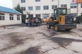 福山回里：党群齐心合力干 修路便民暖人心图片