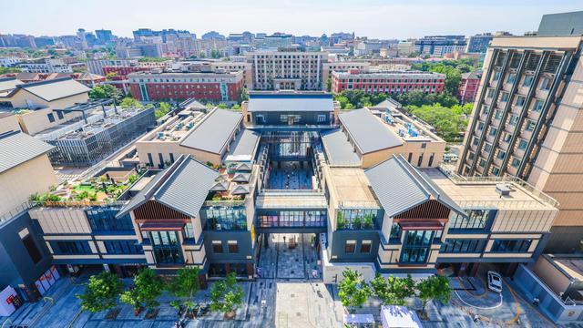 大城之变｜古都之脊再昂起 时尚地标引潮来