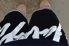 成都大雨海昌路积水淹到市民小腿肚，目前已恢复畅通图片