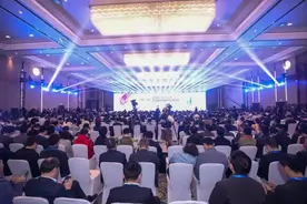 盛会开幕！近万人赶来武汉这里图片