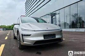 海量财经丨33.9万！特斯拉Model Y L六座版来了，购车0息，还超好开图片