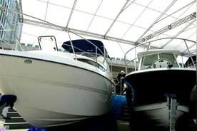 国家移民局：私人游艇“自由行”？当心违法擅自出境！图片