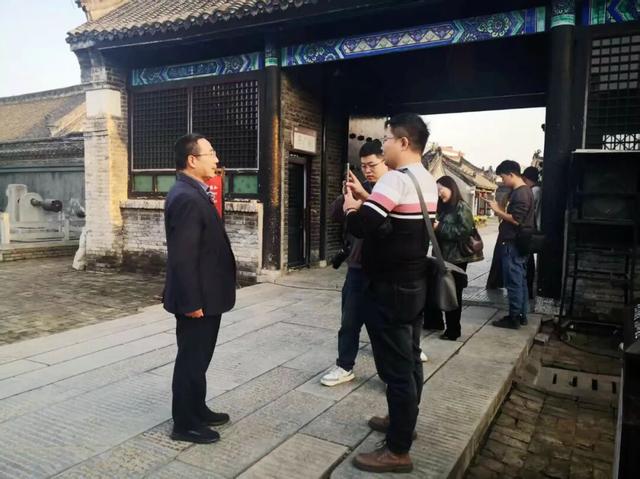 内乡县第35届菊花文化节开幕 县衙文创与采风活动彰显历史底蕴​