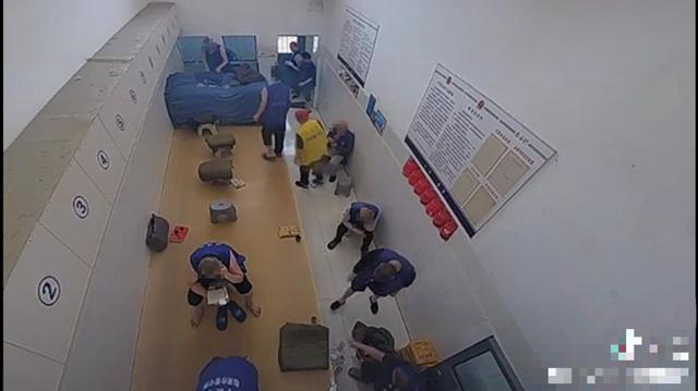 看守所监控视频流出？发布者ip属地警方：此类视频禁止上网，律师：若属实涉嫌犯罪