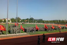 澧县二中：新生开学第一课   急救知识普及到图片