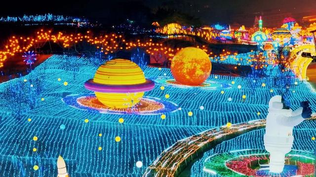 新都首届彩灯嘉年华！今晚开园！