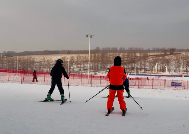 兰西县八岔沟滑雪度假小镇升级焕新颜
