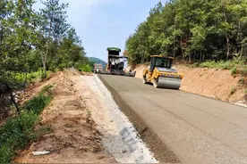 唐河县公路事业发展中心：修好农村公路 助力乡村振兴图片