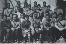 重温李兆麟将军《露营之歌》，体会东北抗联的“露营”传奇！图片