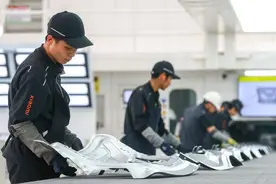 小米汽车紧急招工：月薪可过万、招收日结工图片