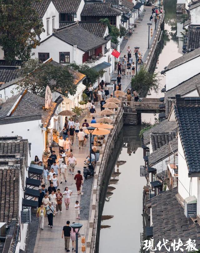 读城｜676米老街浓缩千年宋韵，“常熟版平江路”开街就成网红