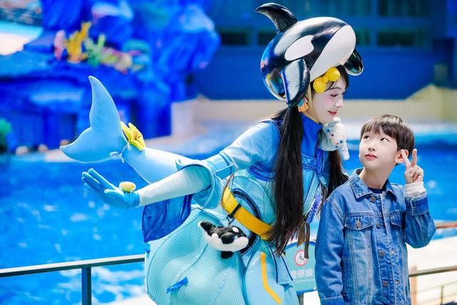 海洋动物花式拜年！横琴长隆飞船乐园开启“鲸彩”新春活动