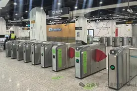 9号线上海松江站站站厅布局优化：提升通行环境 便捷高效出行图片