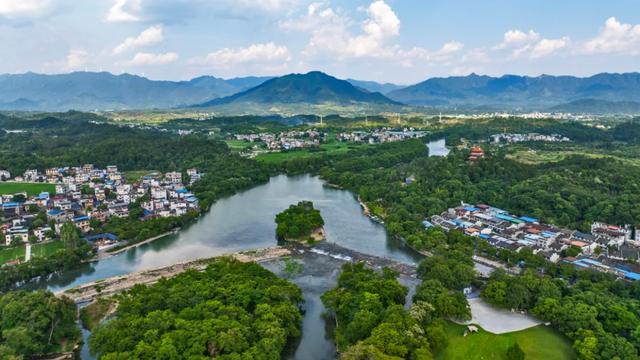 网友:大片、大气!2025桂林艺术节概念宣传片正式上线