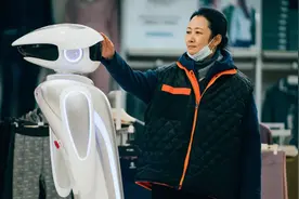 贾樟柯：排斥电影工业的一切，并不代表你很独立图片