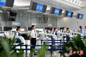 天河机场T2航站楼初体验：一分钟自助值机，两分钟自助安检图片