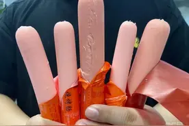 火爆全网的淀粉肠成本只有五六毛，配料表第一位居然是肉！图片