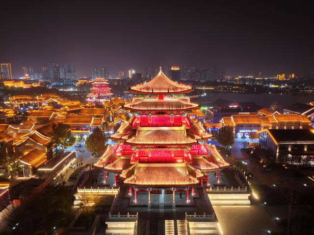 河北沧州：流光溢彩大运河畔