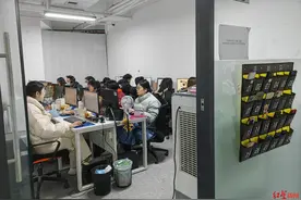 开工首日就急招人才！成都武侯区人工智能企业冲刺“开门红”图片