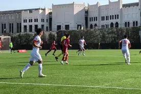 结束海外拉练、官宣六名新援，海港队集齐中超联赛金银铜靴为哪般？图片