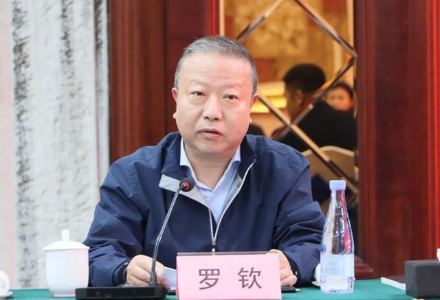 湖北文旅集团与长江电影集团签约，华容红莲湖开启“文旅+影视”融合发展新征程