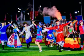 奖品依旧接地气的快手村奥会，这次玩出了国际范儿图片