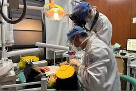 宁波阿姨悔惨：疼得要命！很多人有这习惯！一旦出现无法自愈…图片