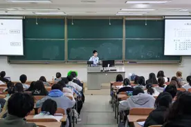 贸大开学第一天！出发！图片