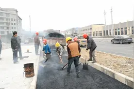 三穗高铁新区高新路1号标段道路工程项目建设进入收尾阶段图片