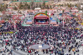 【甘快看】安万用秦腔点燃平凉冬天的一把火图片