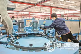 产业集聚“链”出来图片