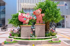 星黛露和玲娜贝儿现身，香港迪士尼夏日派对登陆王府井图片