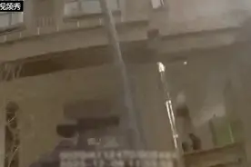 贵阳一男童悬挂在7楼阳台，邻居吓得马上报警！又是这个原因……图片