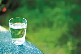 烧水除塑有方法 饮水安全新招揭秘图片