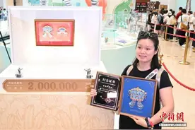 国博凤冠冰箱贴一年销售破200万件图片