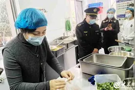 青岛西海岸新区市场监管局开展托幼机构食品安全专项检查图片