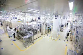 铆足干劲抓生产 全力以赴赶订单图片