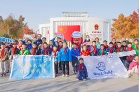 开启学“宪”之旅，连云港青少年普法巴士再启程图片