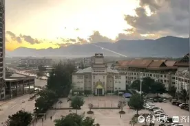 缅北战事下的守望相助：回国的路，我们送你图片