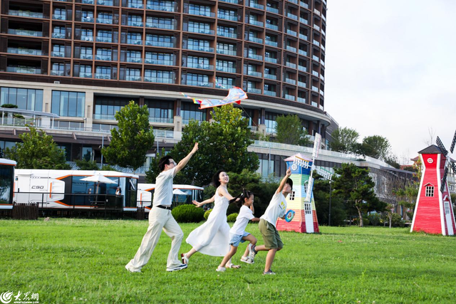 繁花、市集、音乐……青岛红树林度假世界清明小长假打造春日浪漫休闲之旅